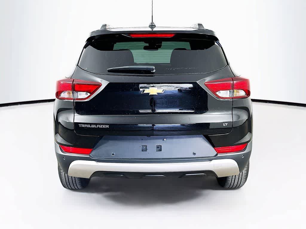 Used 2023 Chevrolet TrailBlazer LT w/ Convenience Package FWD image 5
