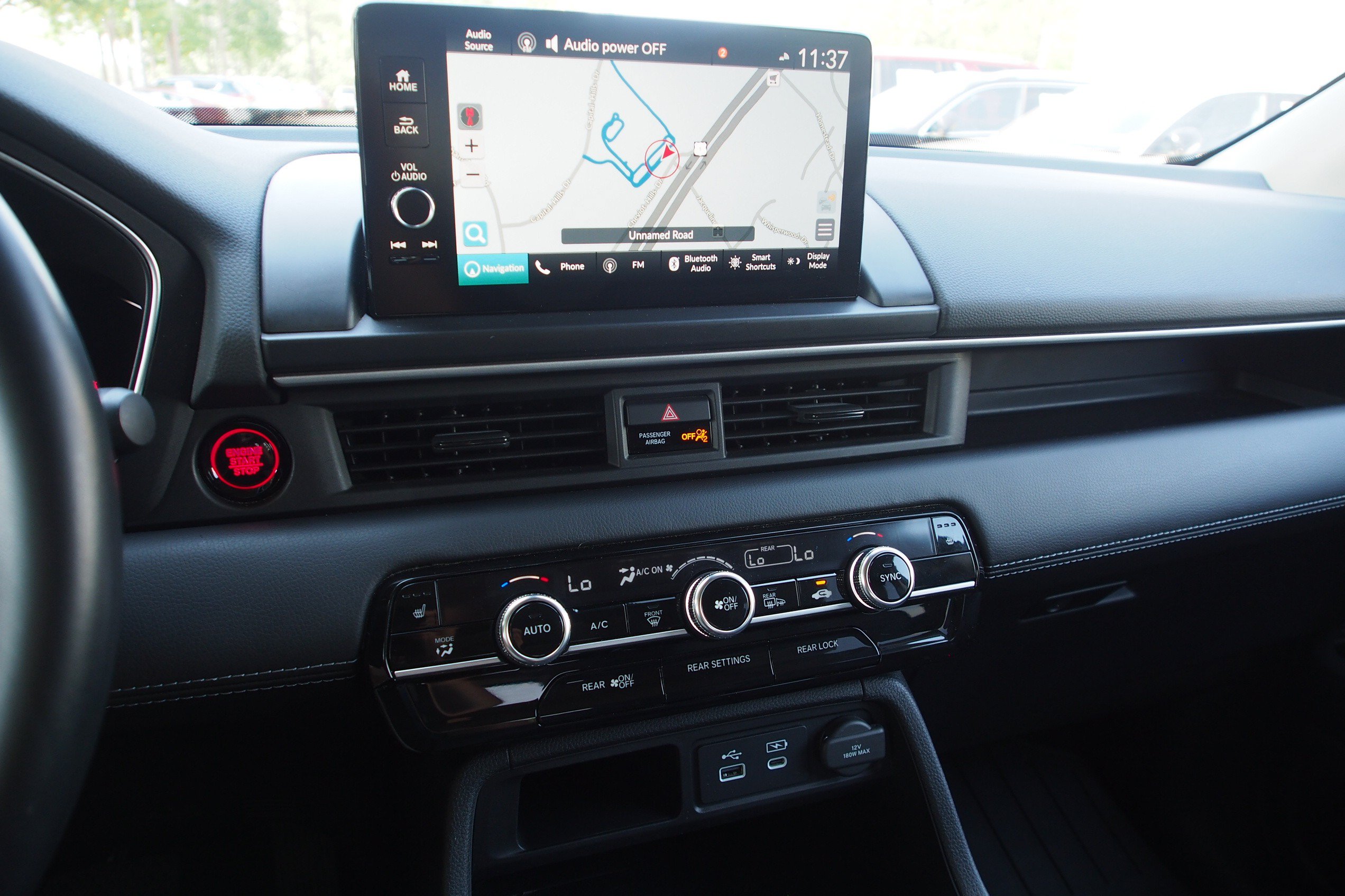Used 2025 Honda Pilot Touring image 30