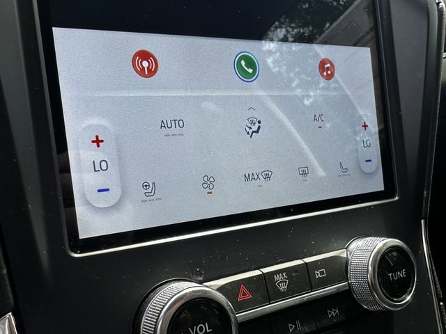 Certified 2023 Ford Edge Titanium AWD/4WD image 23