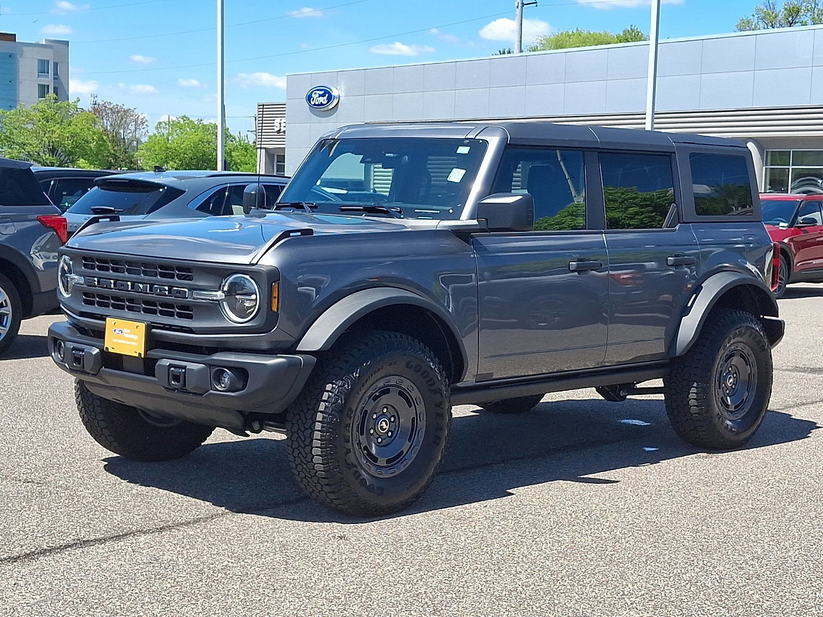 Certified 2025 Ford Bronco Big Bend w/ Black Diamond Package AWD/4WD image 2