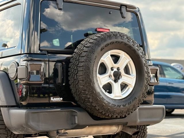 Used 2021 Jeep Wrangler Unlimited Sport w/ Sun And Sound Package AWD/4WD image 37