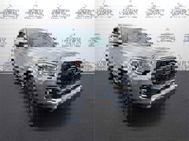 Used 2021 Toyota Tacoma SR5 image 1