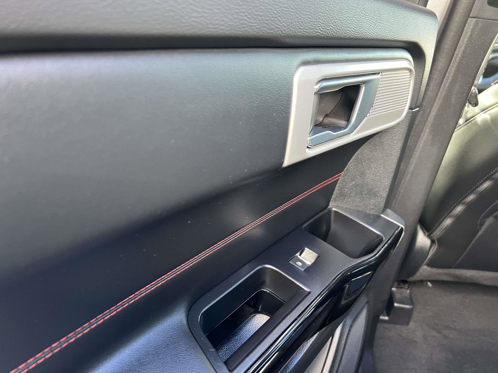 Certified 2022 Ford Explorer ST-Line w/ Class IV Trailer Tow Package image 15