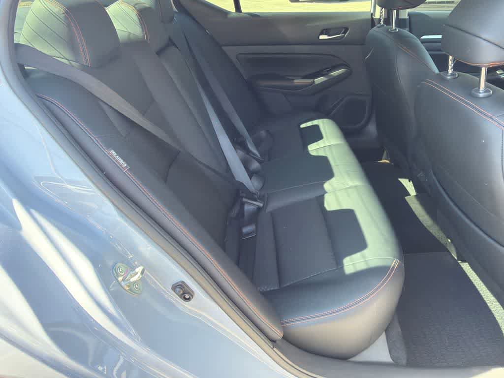Used 2024 Nissan Altima 2.5 SR FWD image 13
