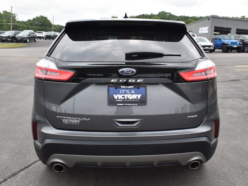 Certified 2024 Ford Edge Titanium AWD/4WD image 25