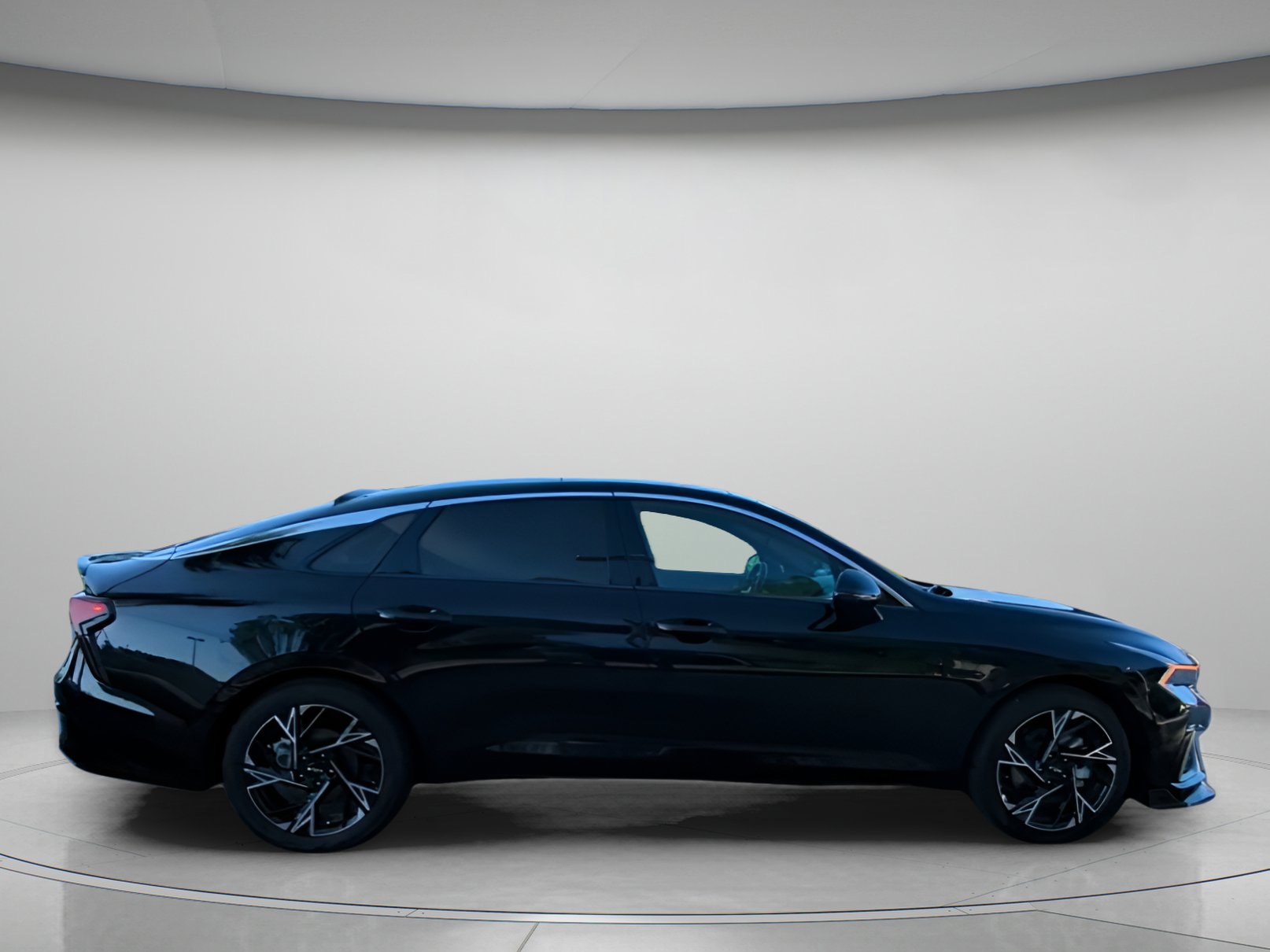 Used 2025 Kia K5 GT-Line w/ GT-Line Premium Package AWD/4WD image 31