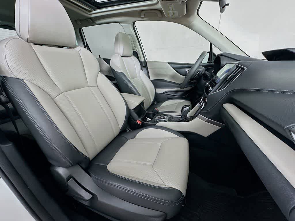 Used 2023 Subaru Forester Limited AWD/4WD image 15