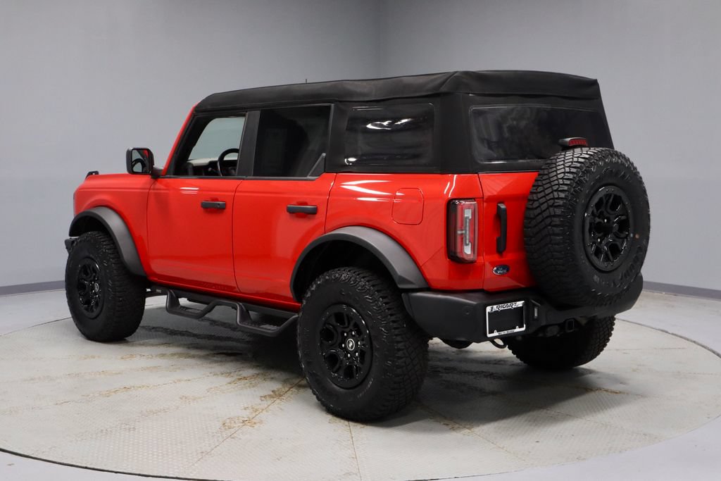 Certified 2024 Ford Bronco Wildtrak AWD/4WD image 11