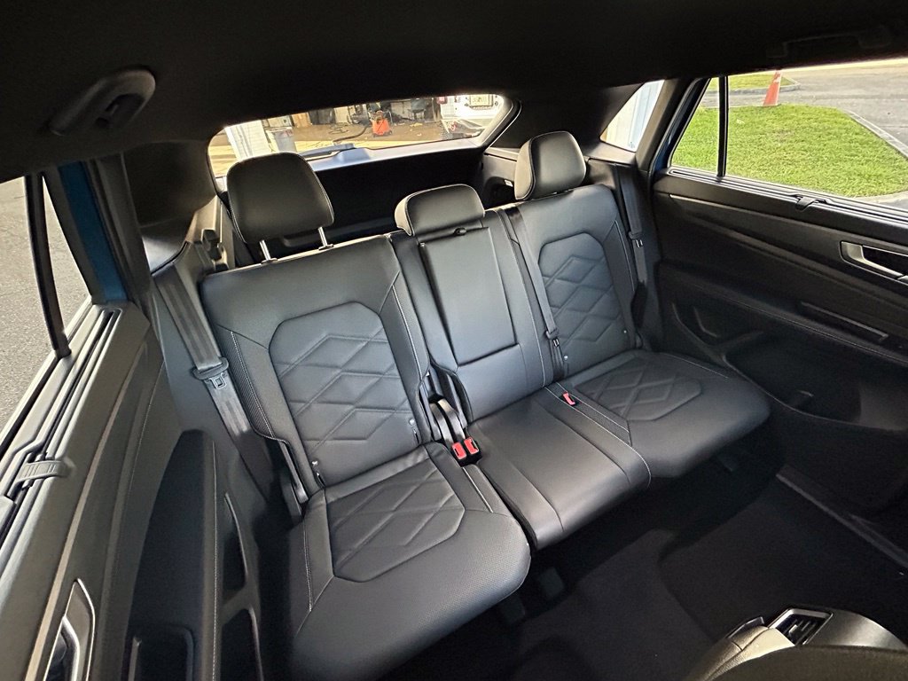 Used 2026 Volkswagen Atlas Cross Sport SE FWD image 27