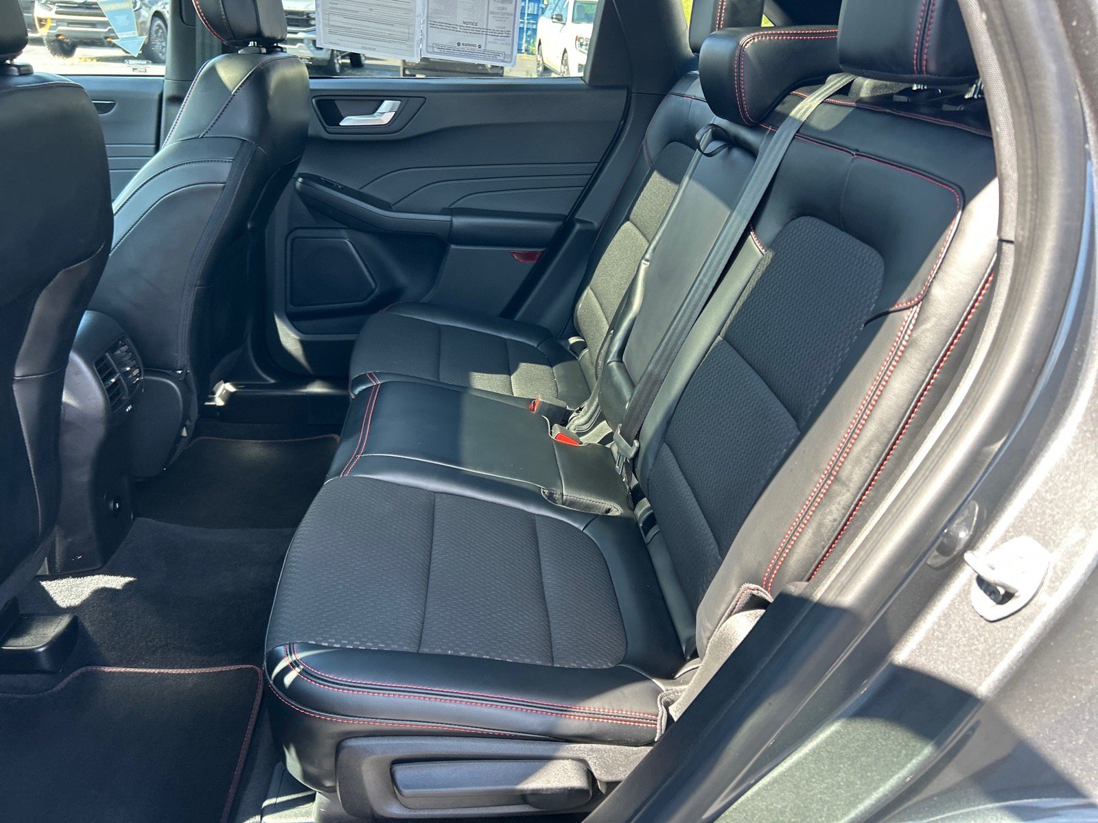 Certified 2023 Ford Escape ST-Line AWD/4WD image 9