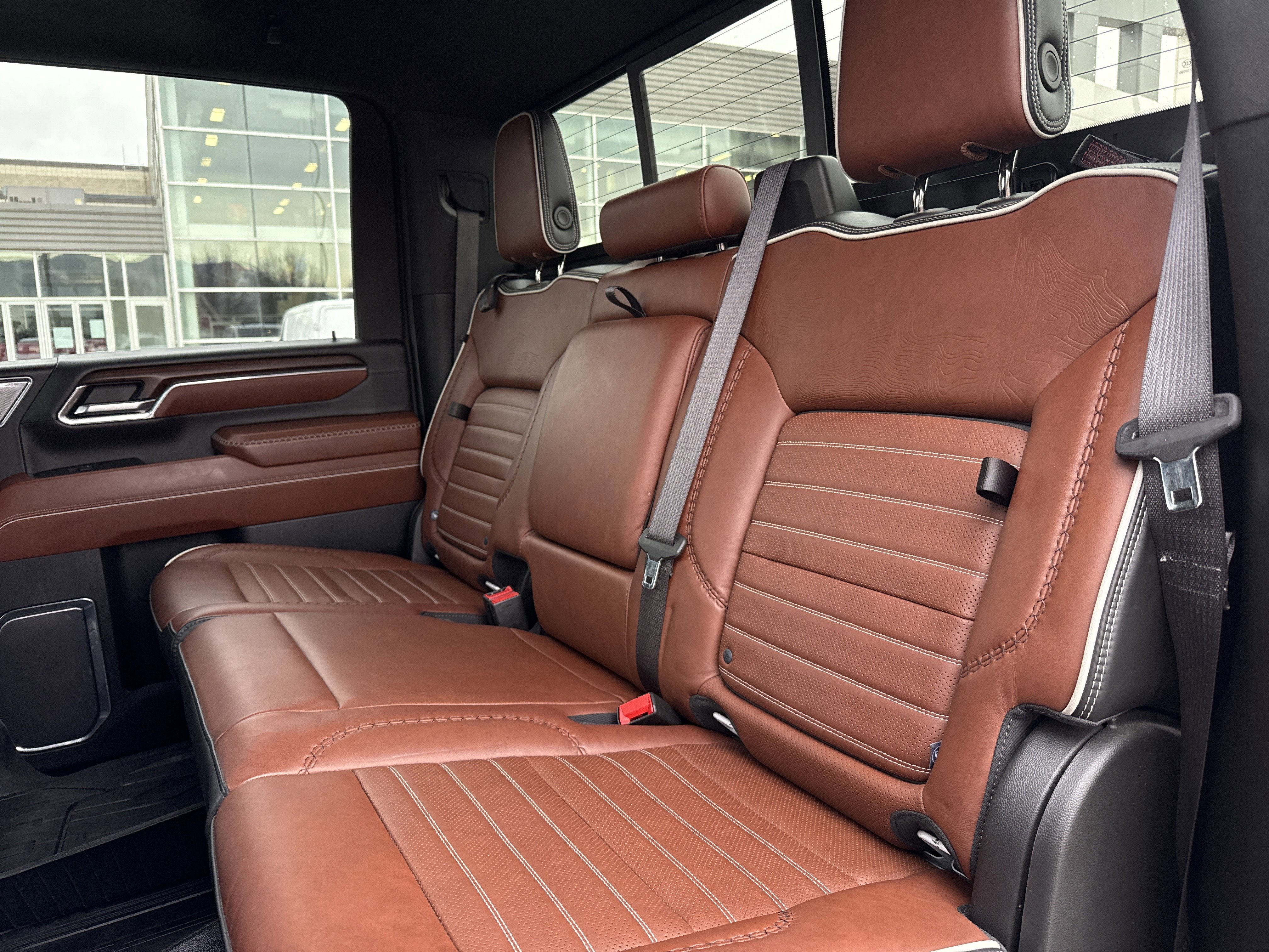 Used 2024 GMC Sierra 2500 Denali Ultimate image 26