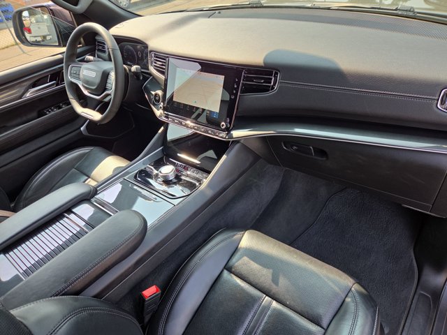 Used 2022 Jeep Wagoneer Series I AWD/4WD image 18
