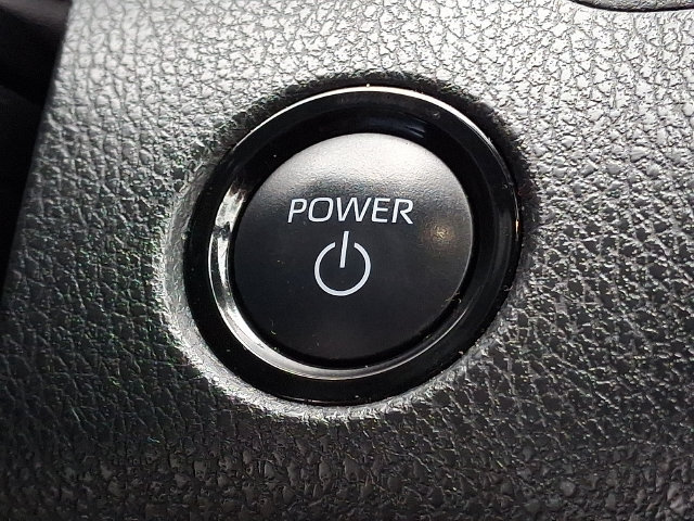 Used 2025 Toyota Camry SE w/ Convenience Package FWD image 24