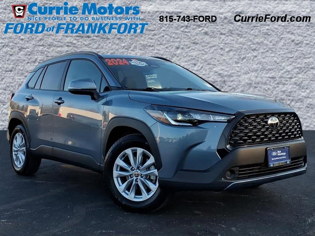 Used 2024 Toyota Corolla Cross LE w/ Moonroof Package image 1