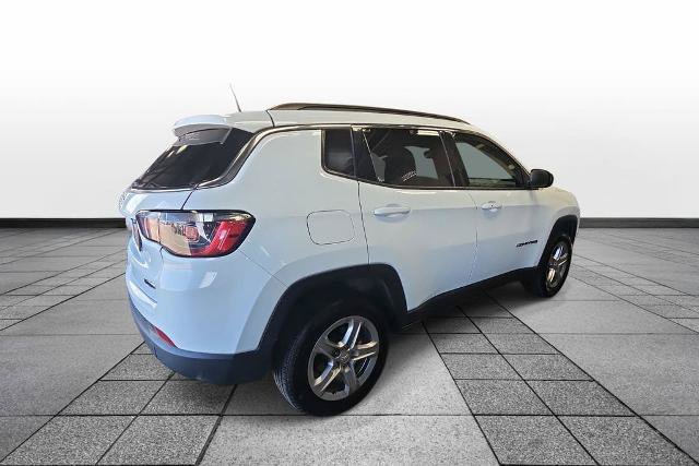 Used 2024 Jeep Compass Latitude AWD/4WD image 5
