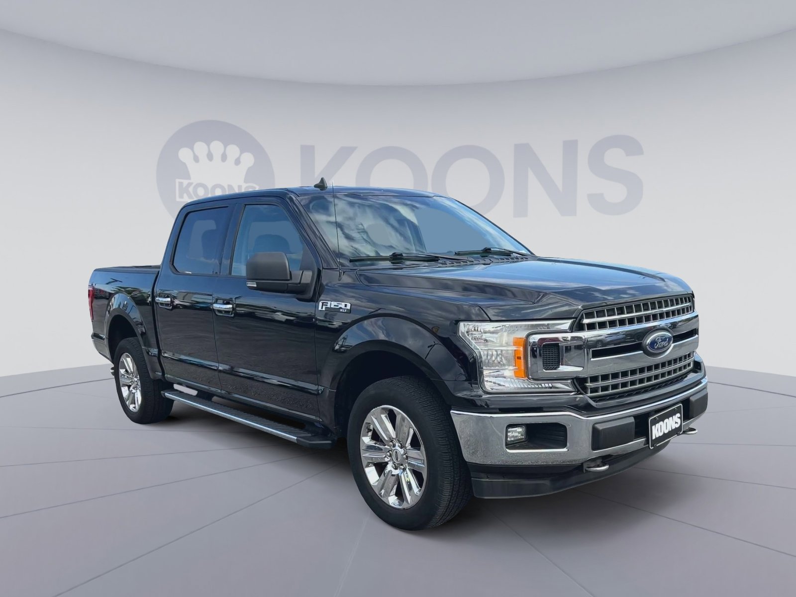 Certified 2019 Ford F150 XLT w/ Equipment Group 302A Luxury AWD/4WD image 4