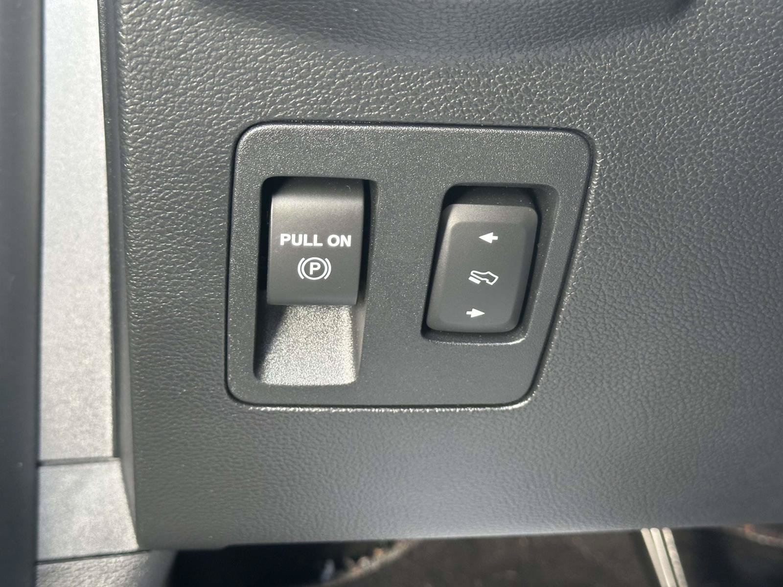 Certified 2020 Ford F150 Lariat AWD/4WD image 32