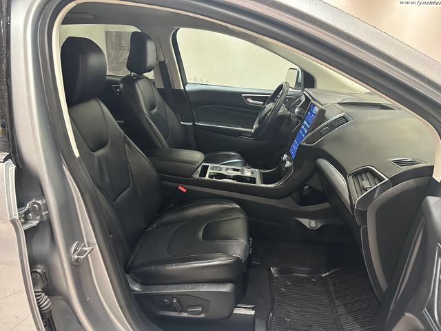 Certified 2021 Ford Edge Titanium AWD/4WD image 7