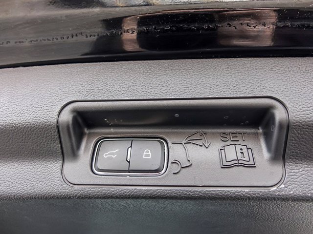 Certified 2026 Ford Explorer ST AWD/4WD image 31