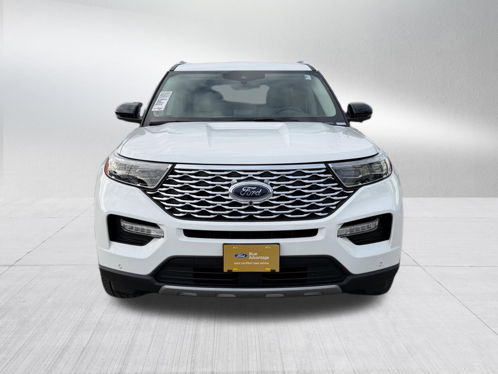 Certified 2023 Ford Explorer Platinum w/ Technology Package AWD/4WD image 4