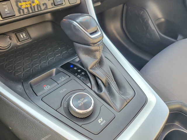 Used 2019 Toyota RAV4 XLE image 19