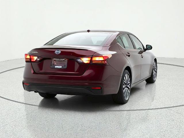 Used 2025 Nissan Altima 2.5 SV FWD image 7