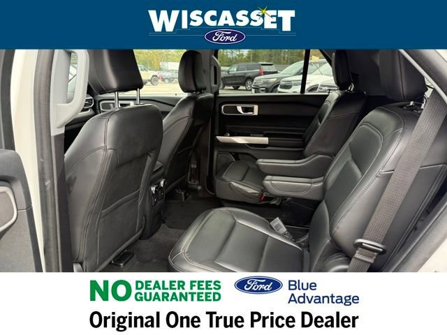 Certified 2022 Ford Explorer XLT w/ Equipment Group 202A image 11