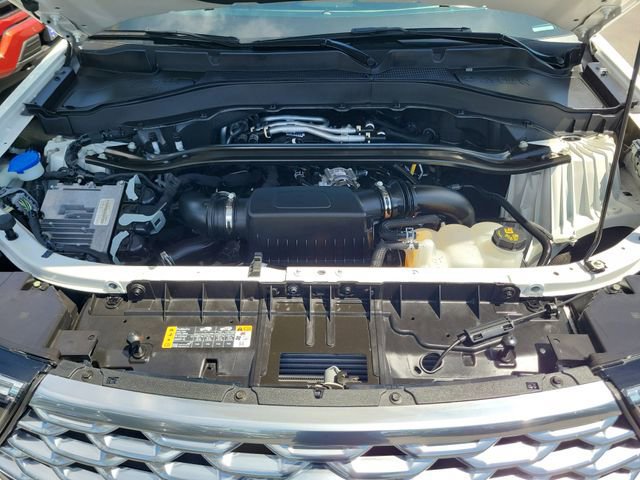 Certified 2023 Ford Explorer Platinum w/ Technology Package image 31