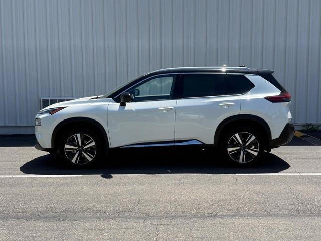 Used 2023 Nissan Rogue SL AWD/4WD image 2
