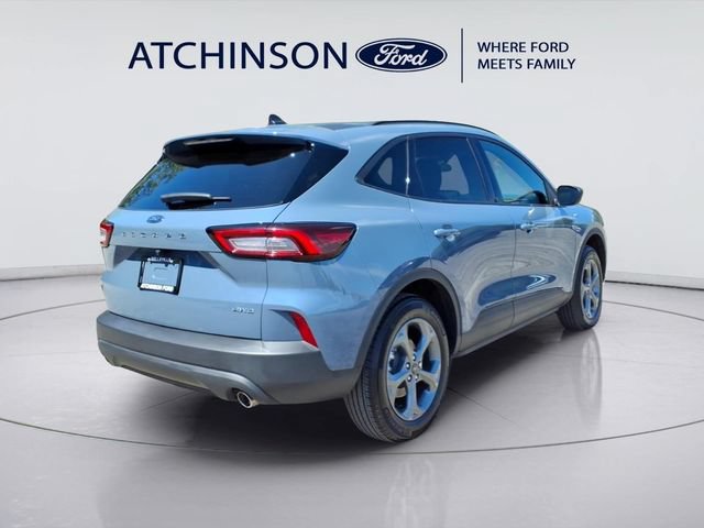 Certified 2025 Ford Escape ST-Line w/ Cold Weather Package AWD/4WD image 5