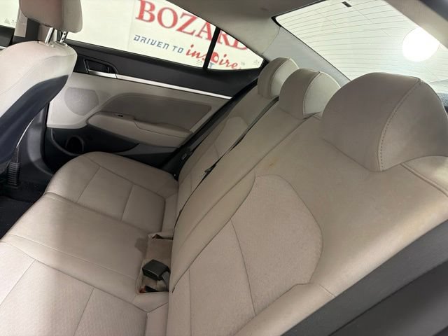 Used 2020 Hyundai Elantra SEL FWD image 13