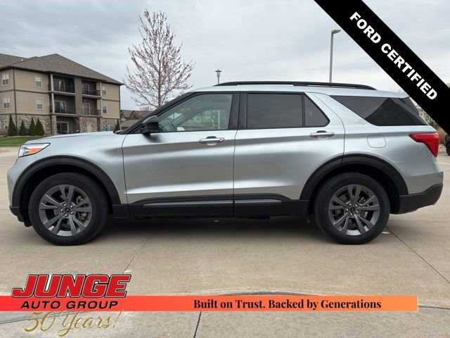 Certified 2023 Ford Explorer XLT w/ Equipment Group 202A AWD/4WD image 3