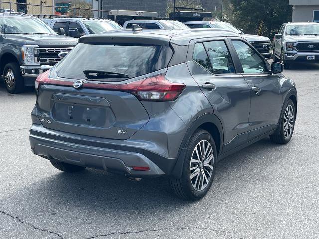 Used 2021 Nissan Kicks SV image 3