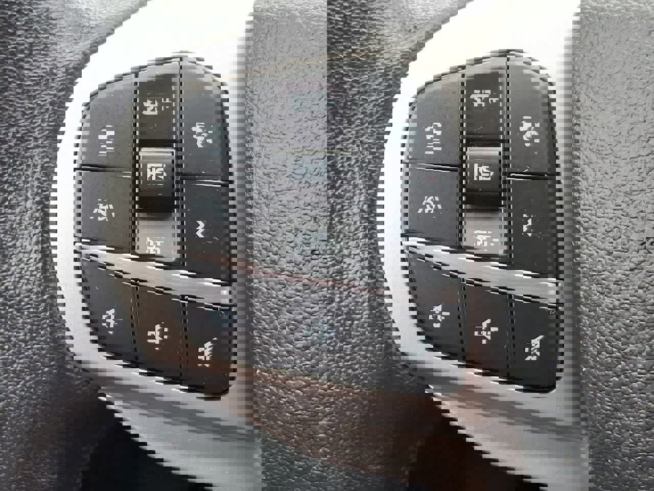 Certified 2022 Ford Explorer Limited image 23