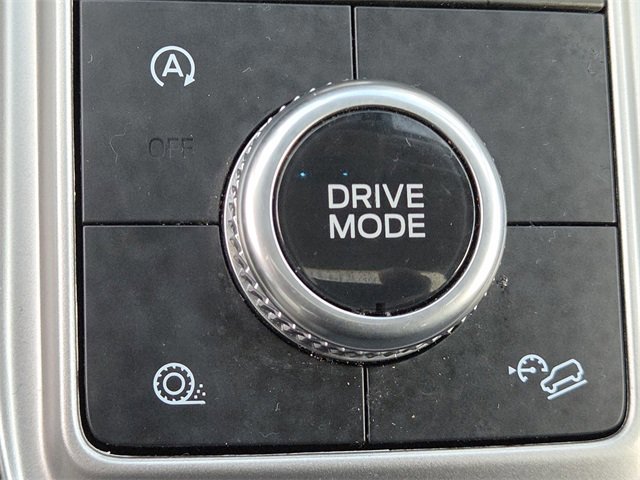 Certified 2020 Ford Explorer Limited w/ Class III Trailer Tow Package image 19