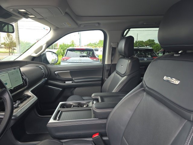 Certified 2025 Ford Expedition Platinum AWD/4WD image 8