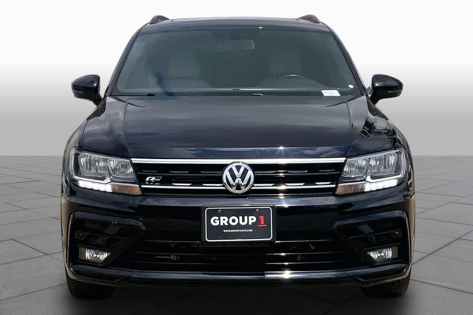 Used 2021 Volkswagen Tiguan SE R-Line FWD image 4