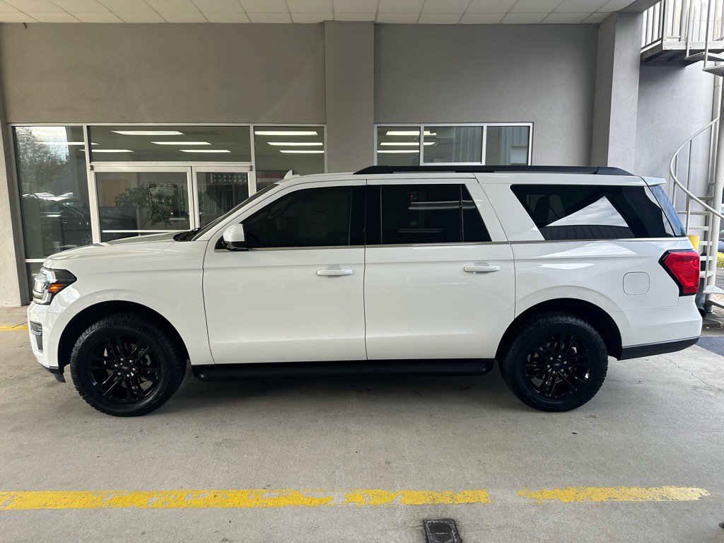 Certified 2024 Ford Expedition Max XLT image 4