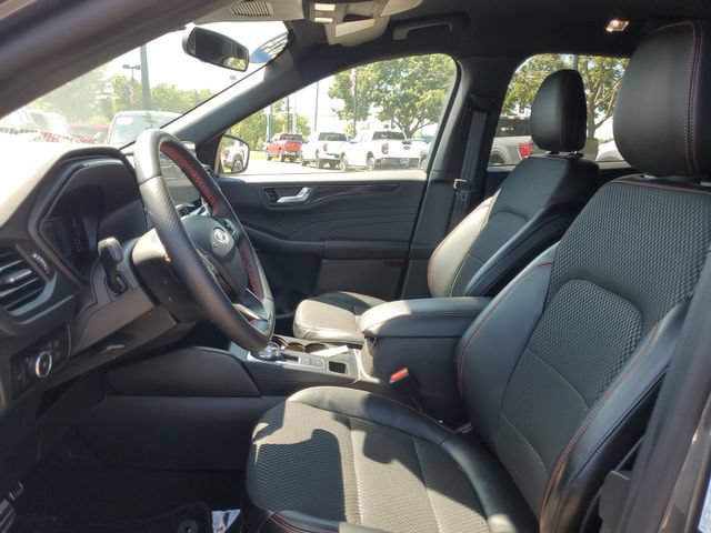 Certified 2024 Ford Escape ST-Line Select w/ Tech Pack #1 AWD/4WD image 10