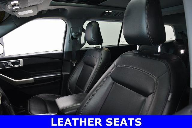 Certified 2022 Ford Explorer XLT w/ Equipment Group 202A image 9