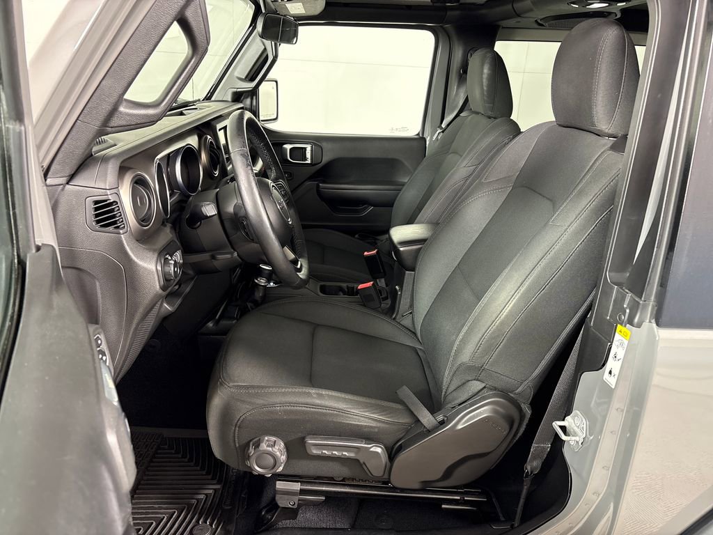 Used 2018 Jeep Wrangler Sport S image 28