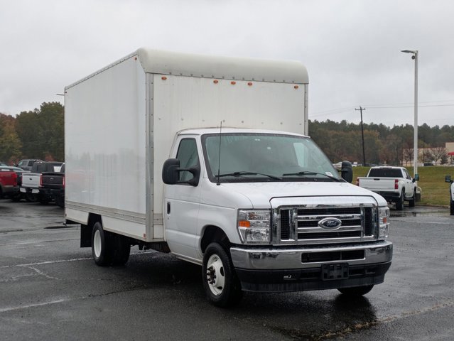 Certified 2024 Ford E-350 and Econoline 350 Super Duty w/ Power Windows & Locks Group image 8