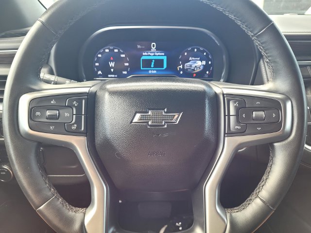 Used 2024 Chevrolet Suburban Z71 w/ Luxury Package AWD/4WD image 26