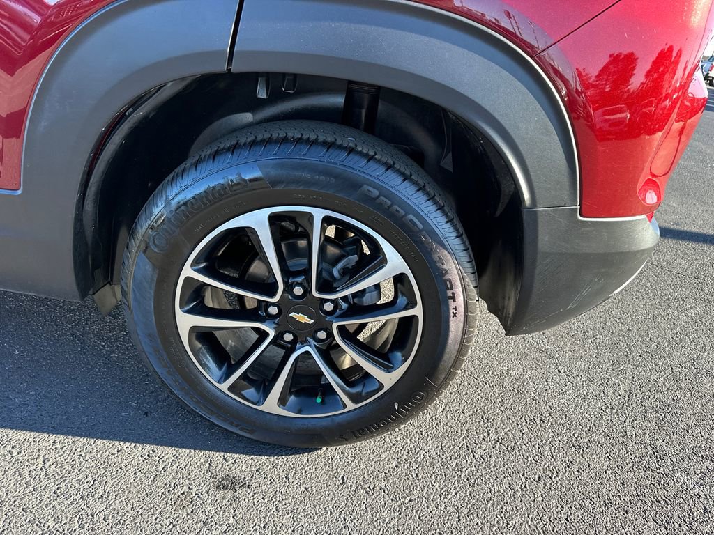 Used 2024 Chevrolet TrailBlazer LT w/ Driver Confidence Package image 19