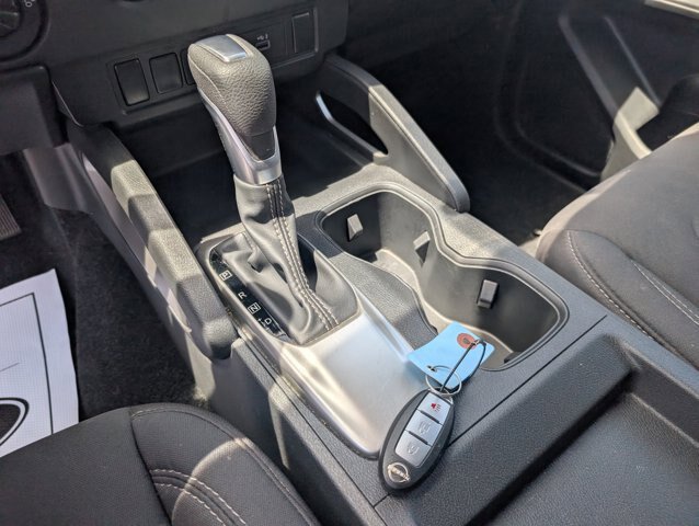 Used 2024 Nissan Frontier SV AWD/4WD image 17