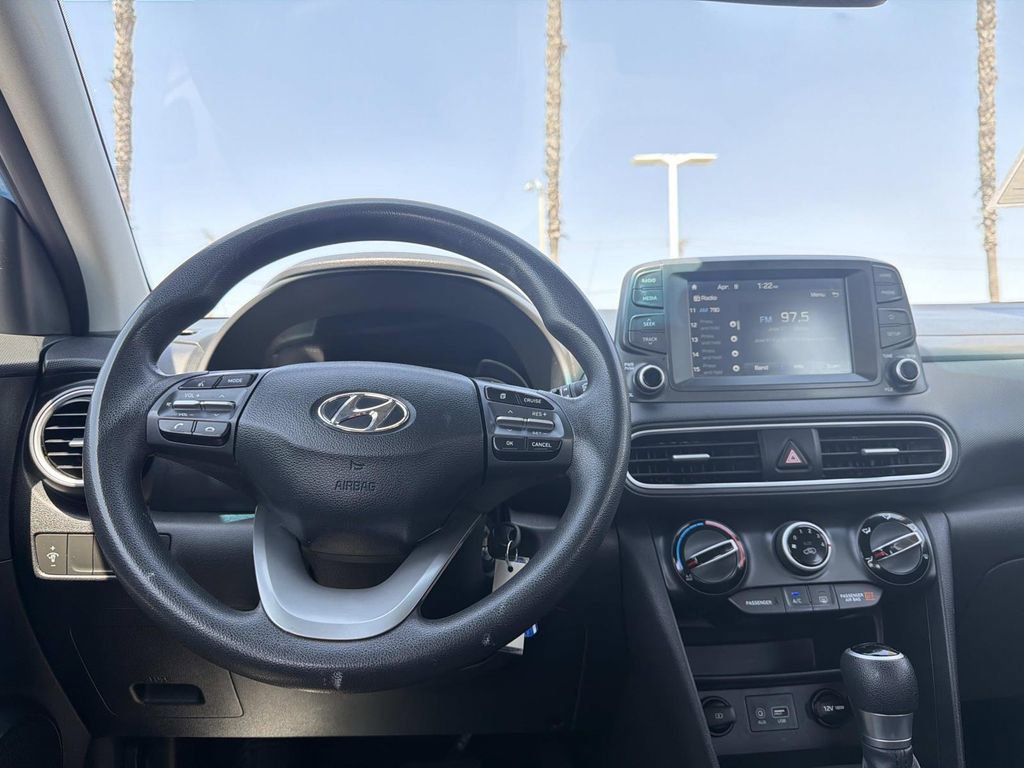 Used 2019 Hyundai Kona SE FWD image 11