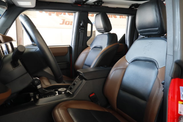 Certified 2024 Ford Bronco Outer Banks w/ Sasquatch Package AWD/4WD image 12