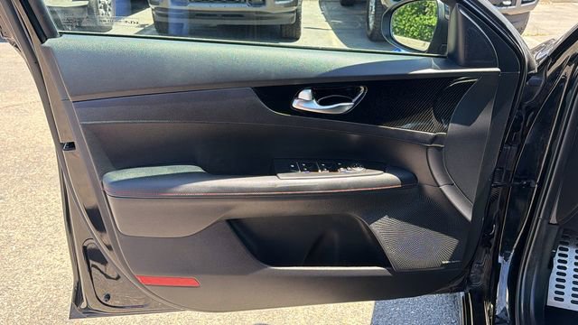 Used 2023 Kia Forte GT w/ GT2 Package FWD image 17