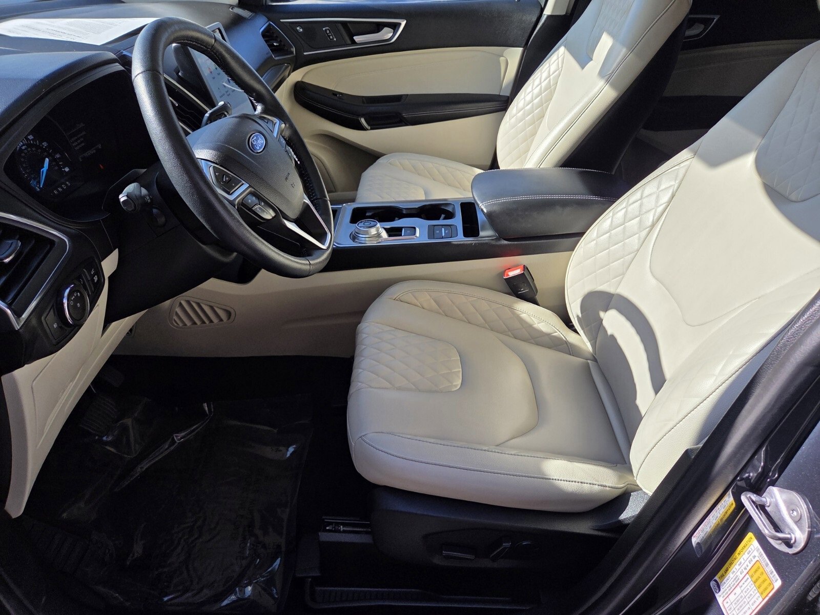 Certified 2023 Ford Edge Titanium w/ Cargo Accessory Package image 10