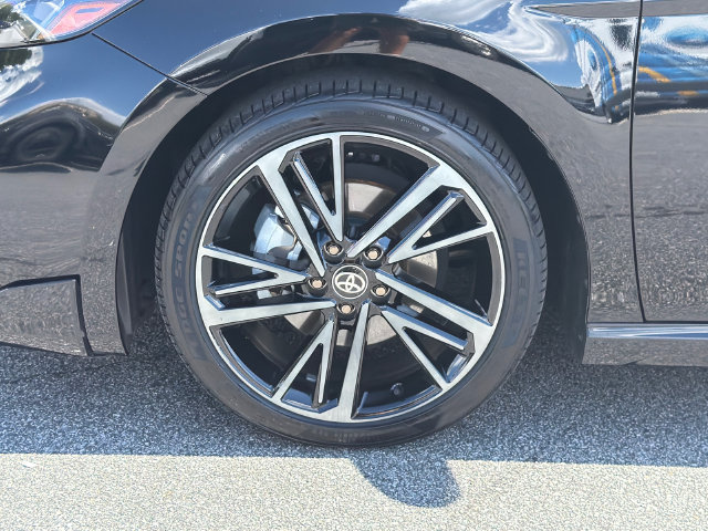 Used 2025 Toyota Camry XSE FWD image 13